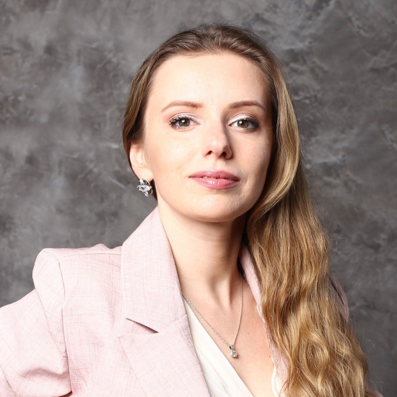 Zhanna Zhuravleva, Chartered FCIPD