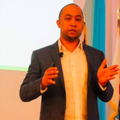 Ron Johnson (Author/ Speaker / Storyteller)